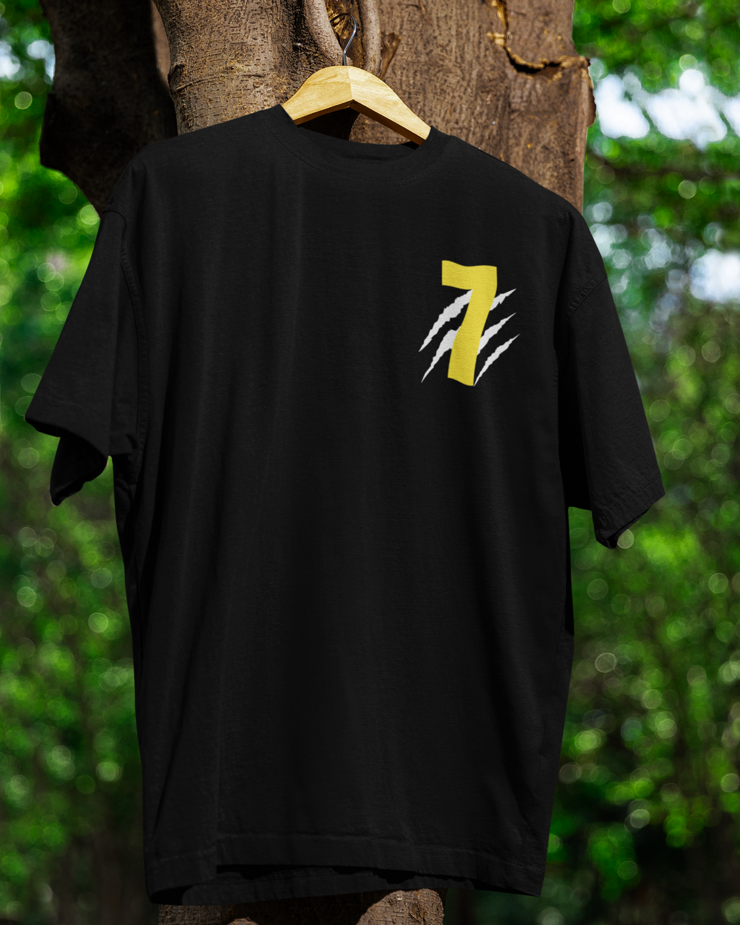 Thala Dhoni 7 Oversized Premium unisex T-Shirt – Black